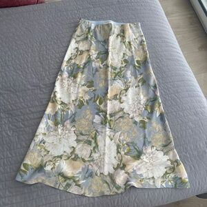 Babaton skirt